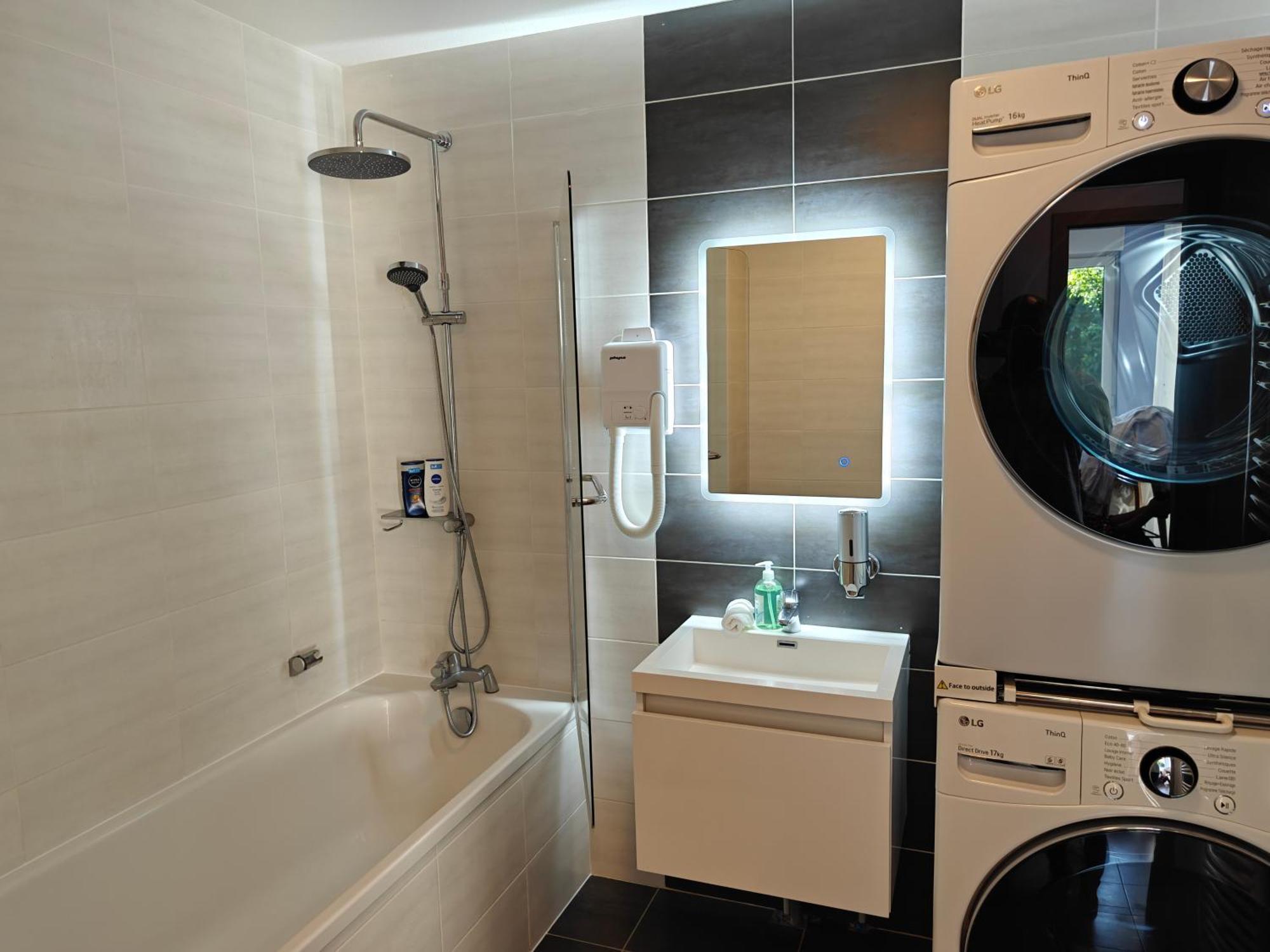 Charming Apartment With Garden, Free Parking Near Basel, Airport, Ger'Many, France, 圣路易 外观 照片